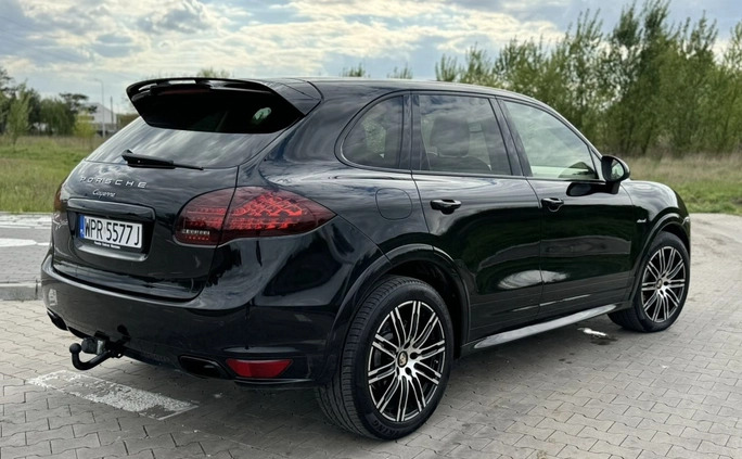 Porsche Cayenne cena 99900 przebieg: 223000, rok produkcji 2012 z Warszawa małe 596